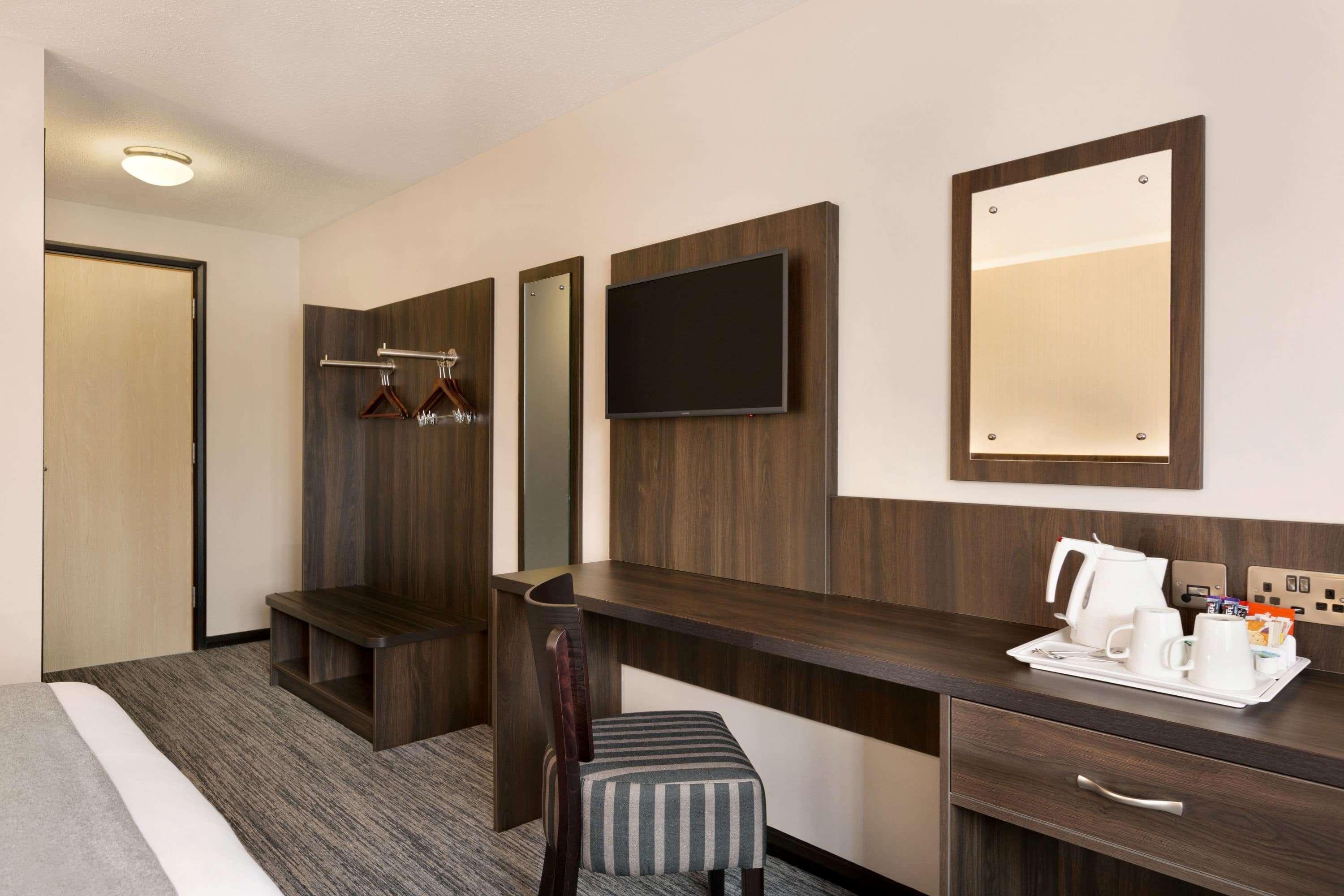 Ramada Bristol West Отель Easton in Gordano