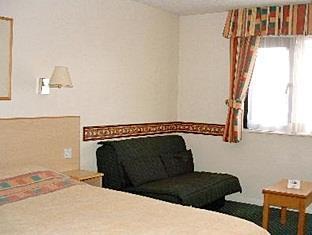 Ramada Bristol West 4*